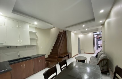 Cho thuê nhà ngõ ba gác phố Đa Sỹ, Hà Đông , Hà Nội. DT 32m-2 tầng - Giá 7 Triệu/tháng.